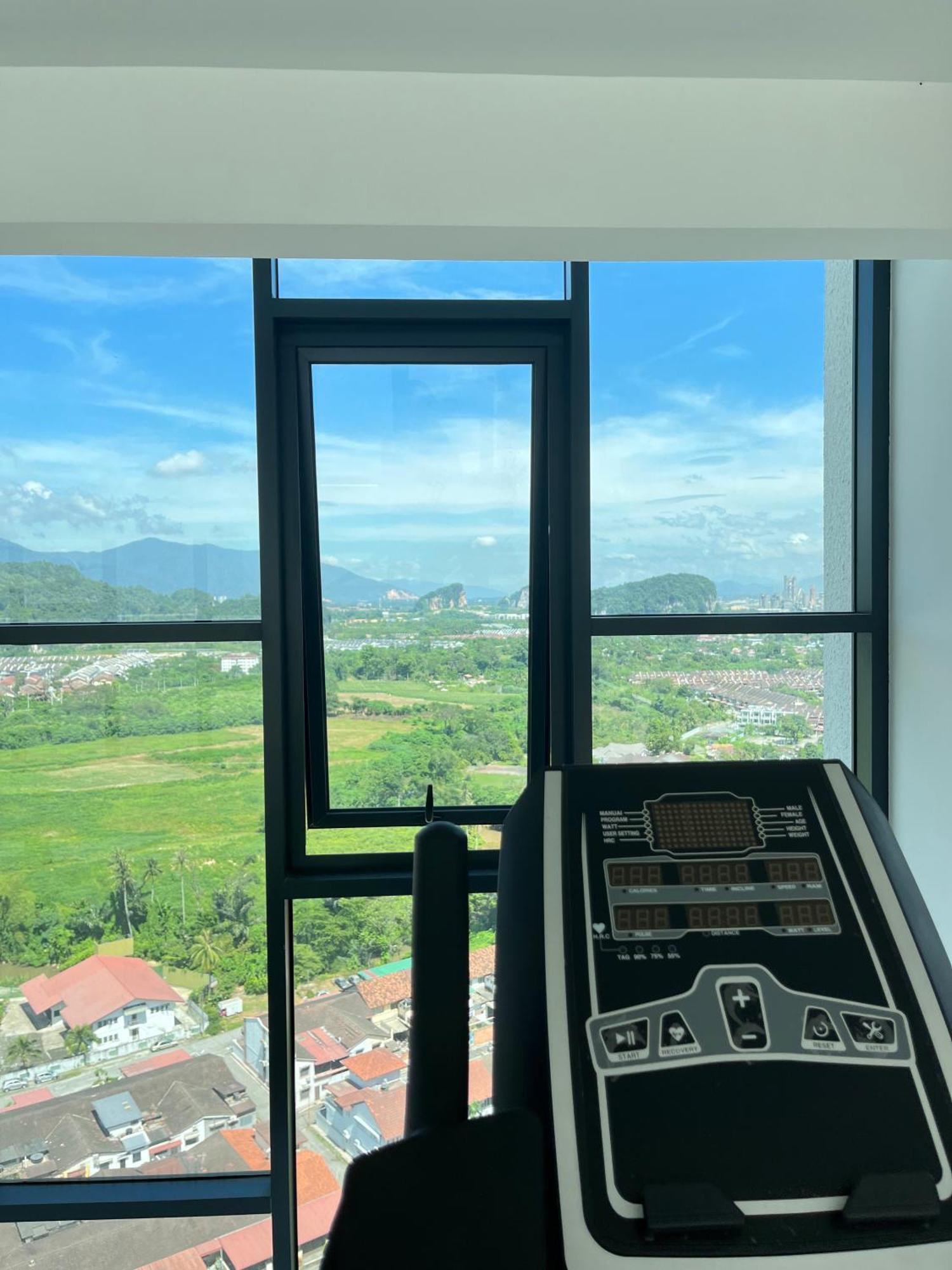 The Horizon Ipoh By Iconique Espace ภายนอก รูปภาพ