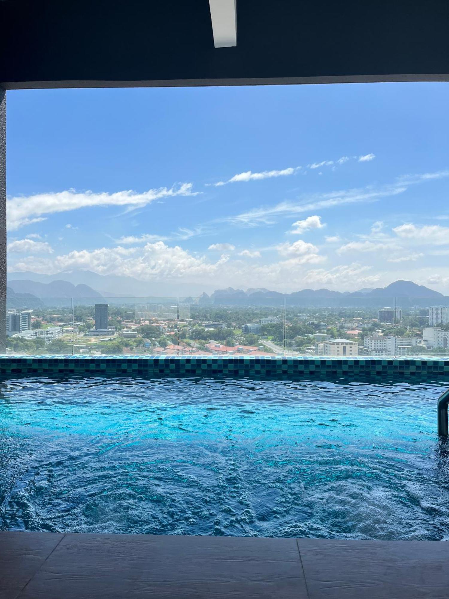 The Horizon Ipoh By Iconique Espace ภายนอก รูปภาพ